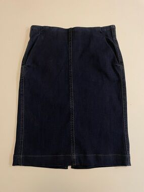 LOFT Dark Stretch Denim Pencil Skirt – Size 26 / 2